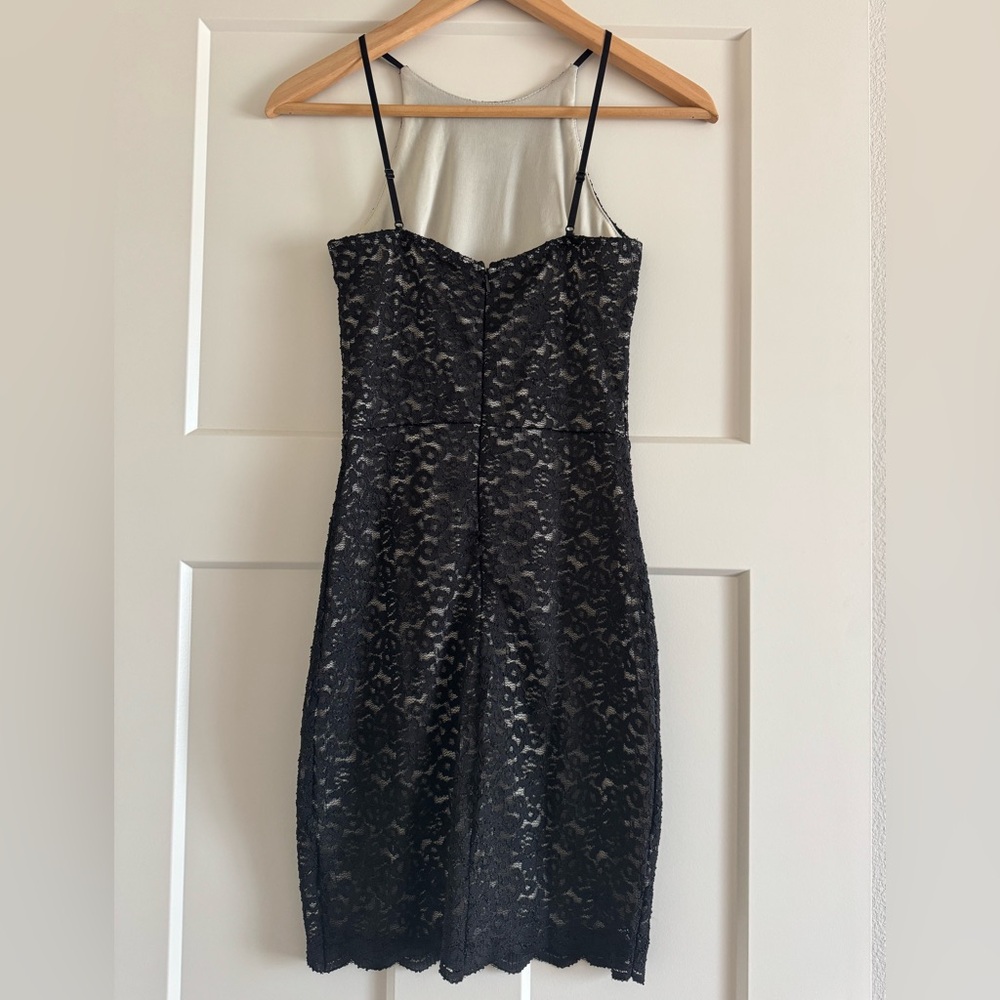 Black Fitted Dress - Picture 3 of 7